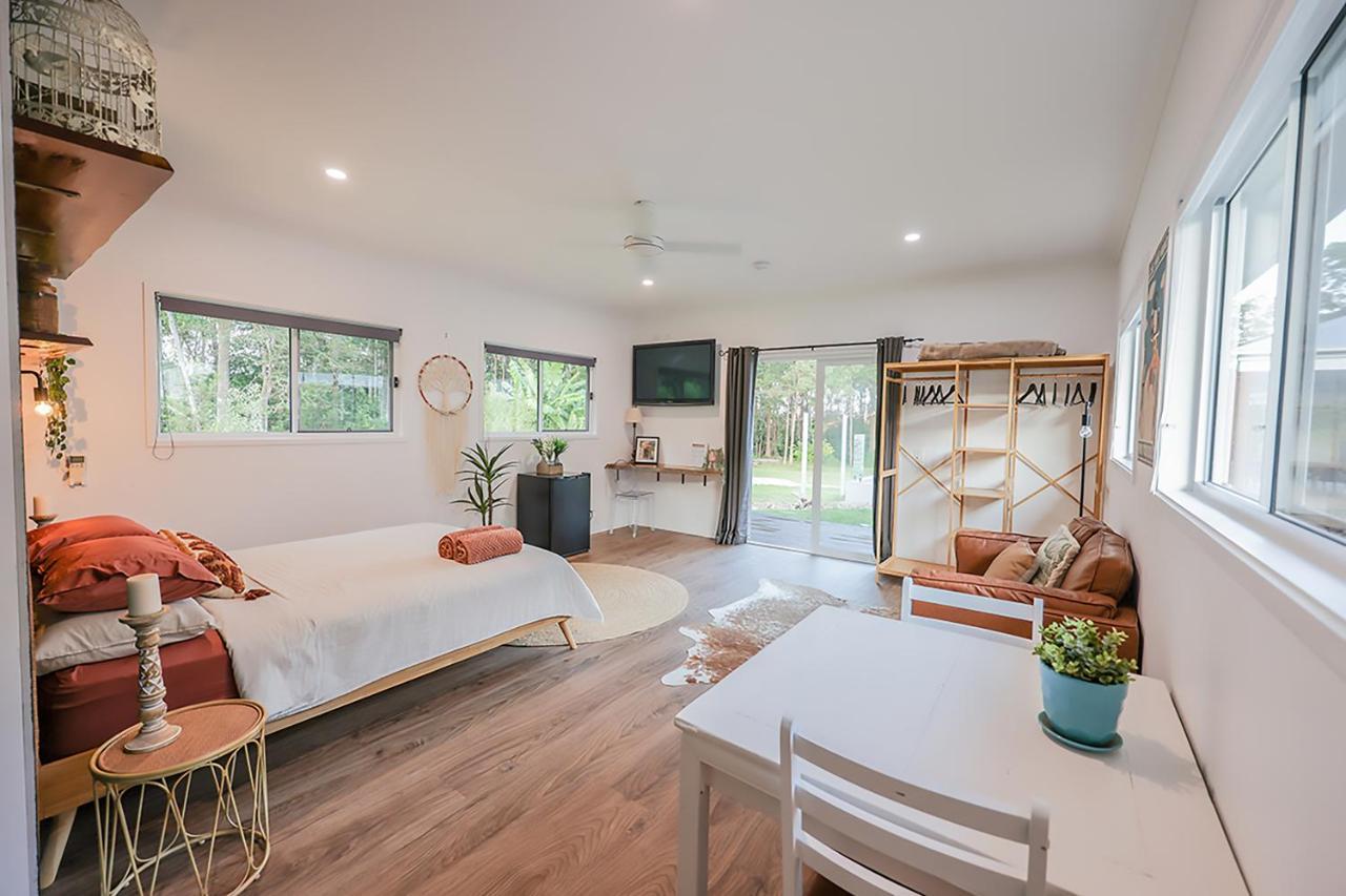 The Poolhaus Retreat - Peaceful Private Studio Valdora 외부 사진